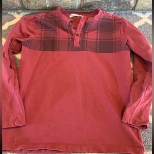 Boys size 8 red plaid shirt
